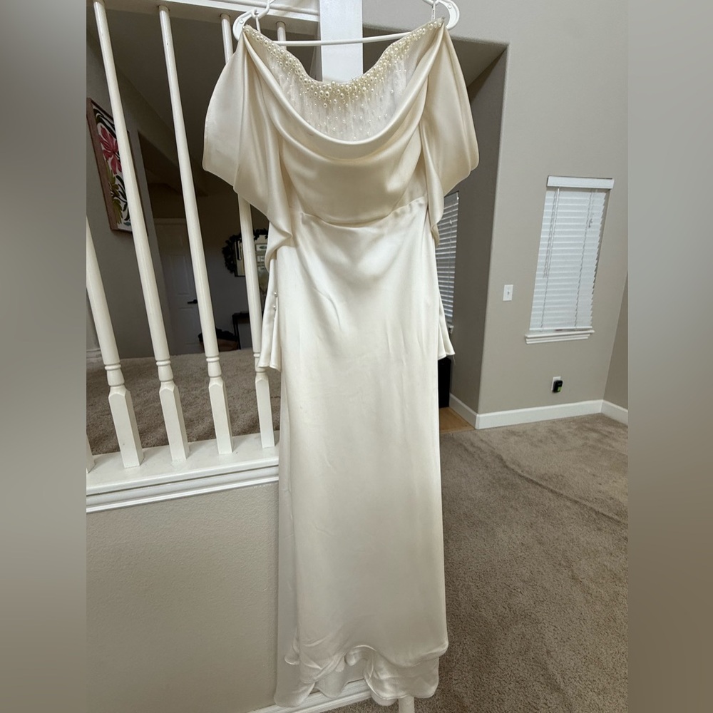 Garance by Watters Wedding Gown - Picture 4 of 5